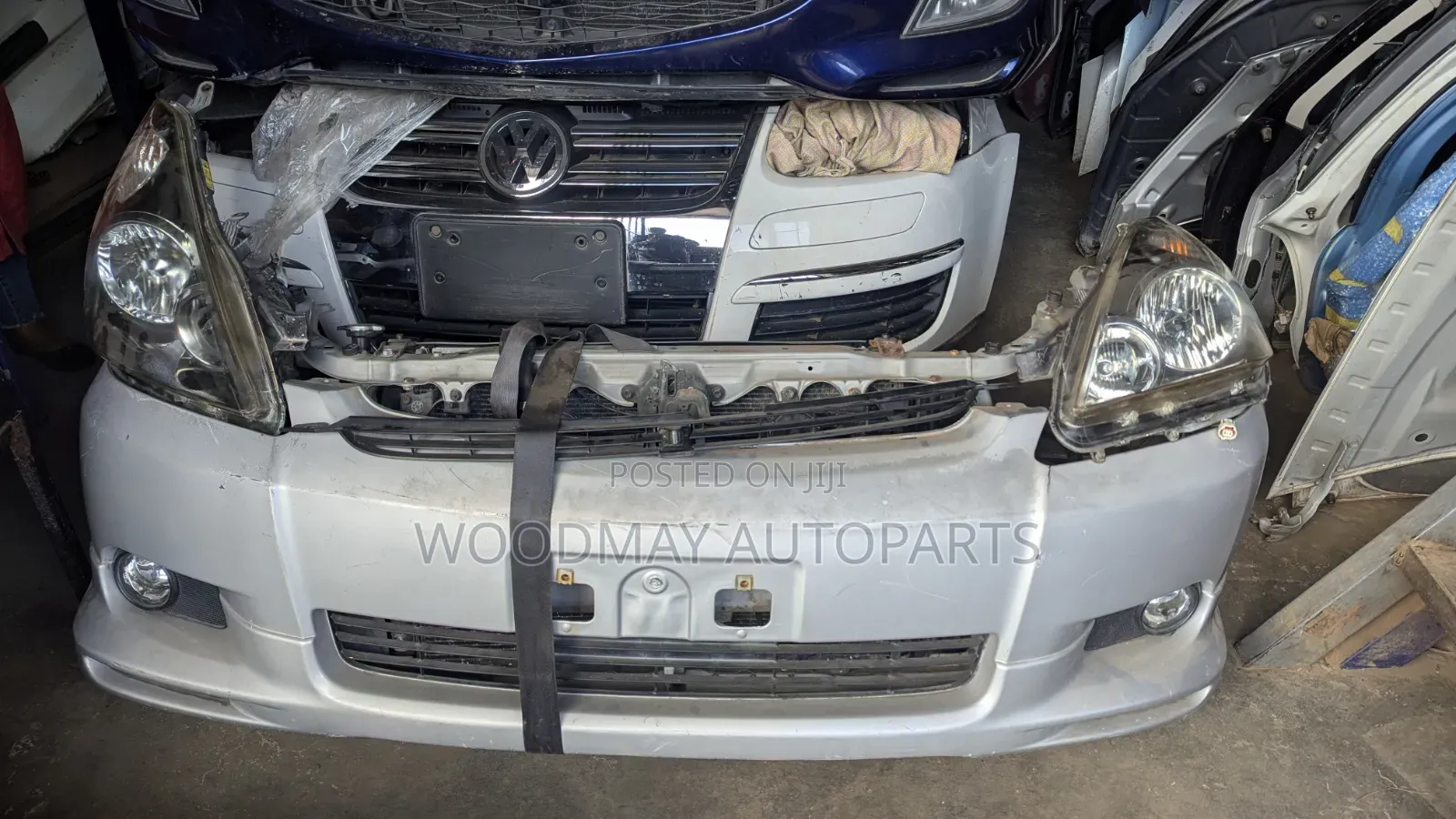 Toyota Wish 2003 Nosecut Xenon