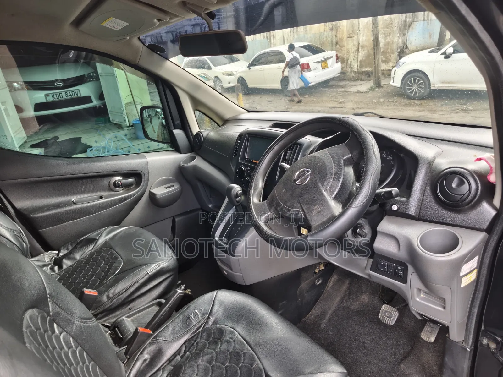 Nissan NV200 2014 Black