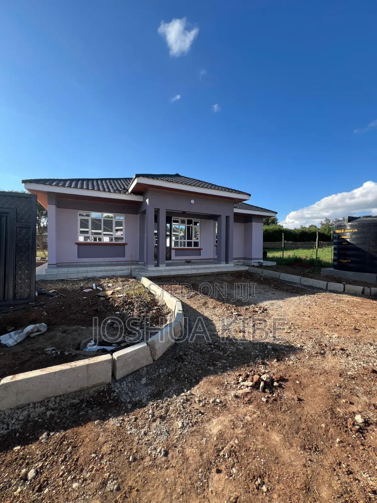 3bdrm Mansion in Membley Estate for rent