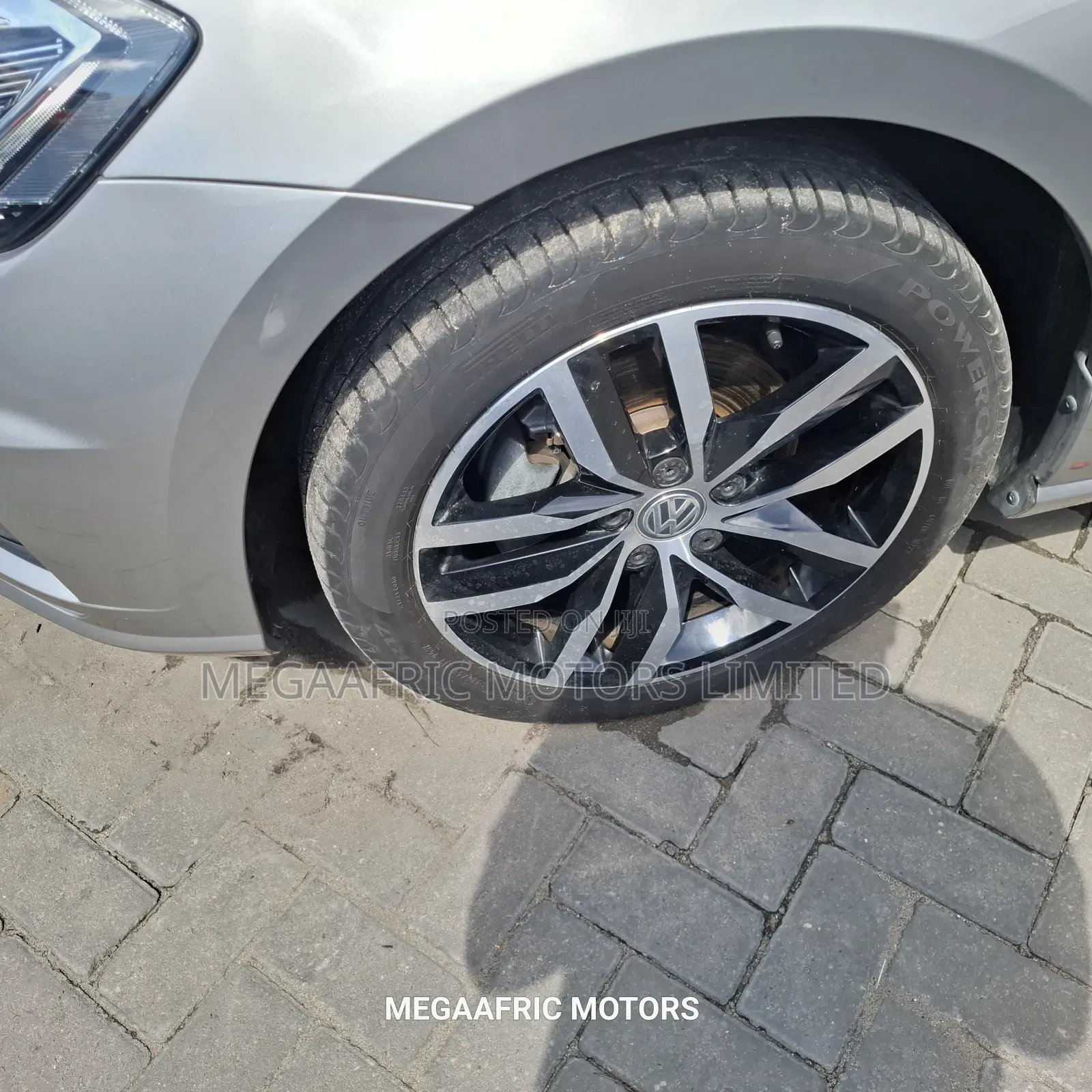 Volkswagen Golf 2019 Beige