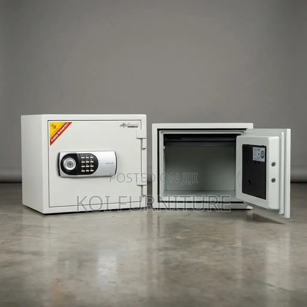 Safebox : 31kg Diplomat 530 Series Safe
