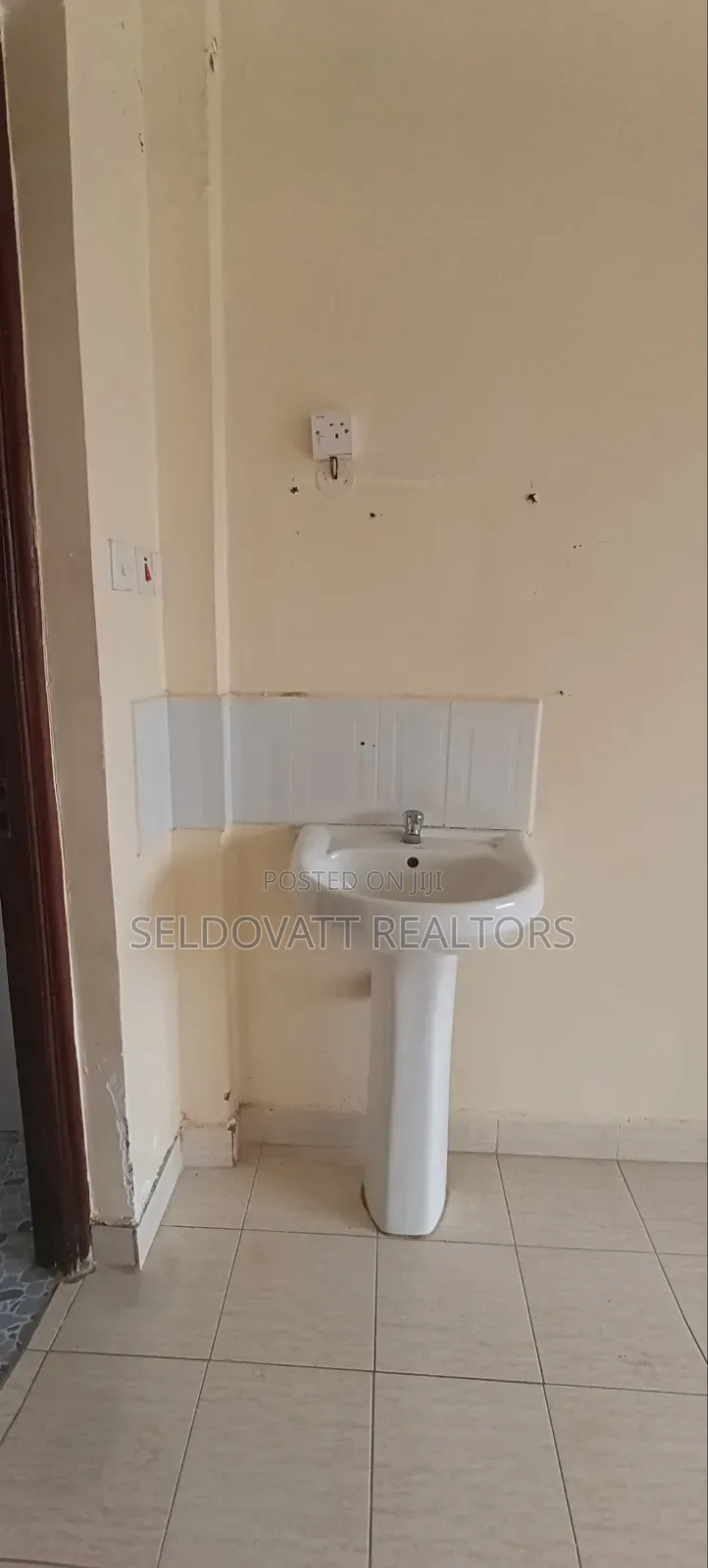 3bdrm Apartment in Uthiru for rent