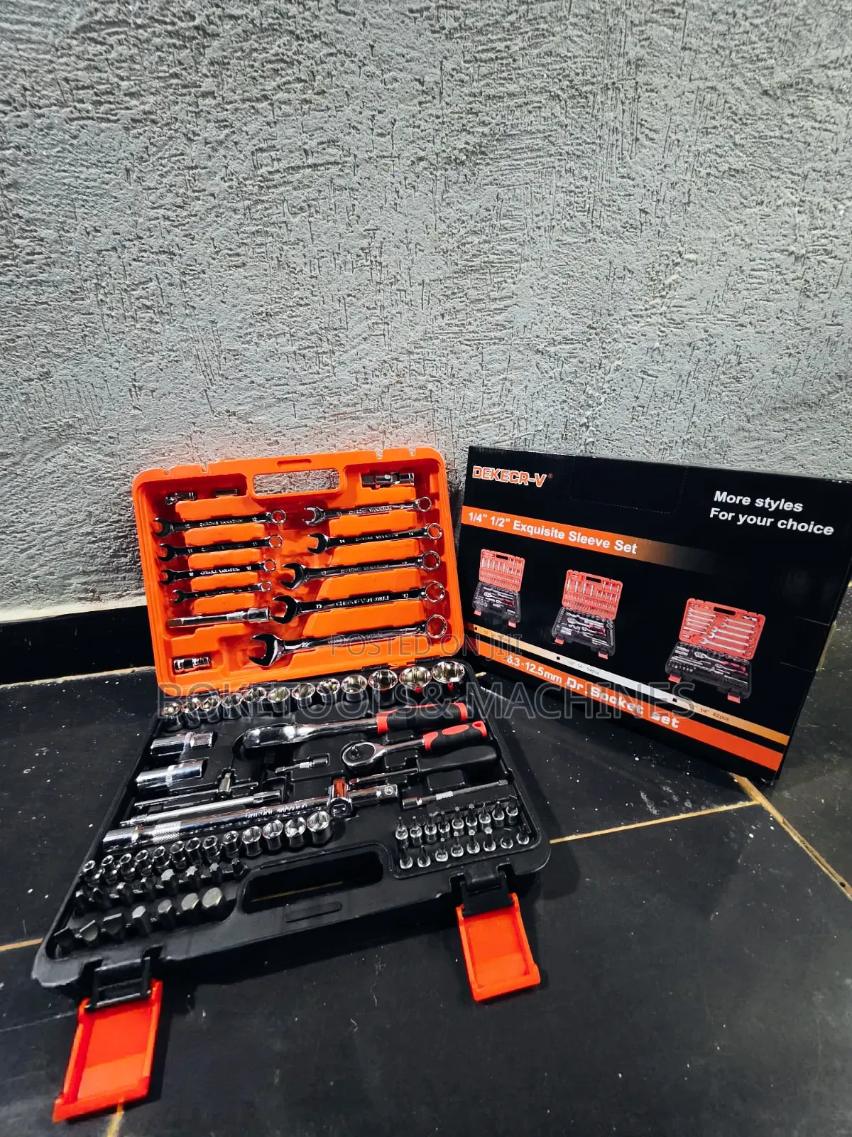 82 Pieces Tool Set