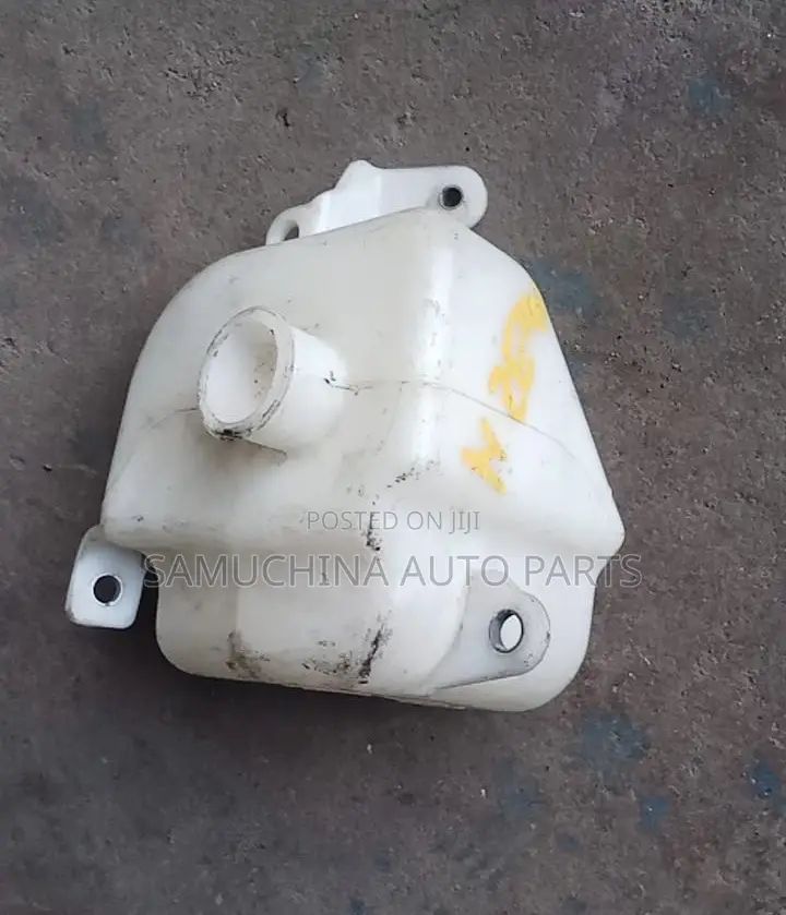 Coolant Reservoir Bottle Toyota Axio/Fielder 141