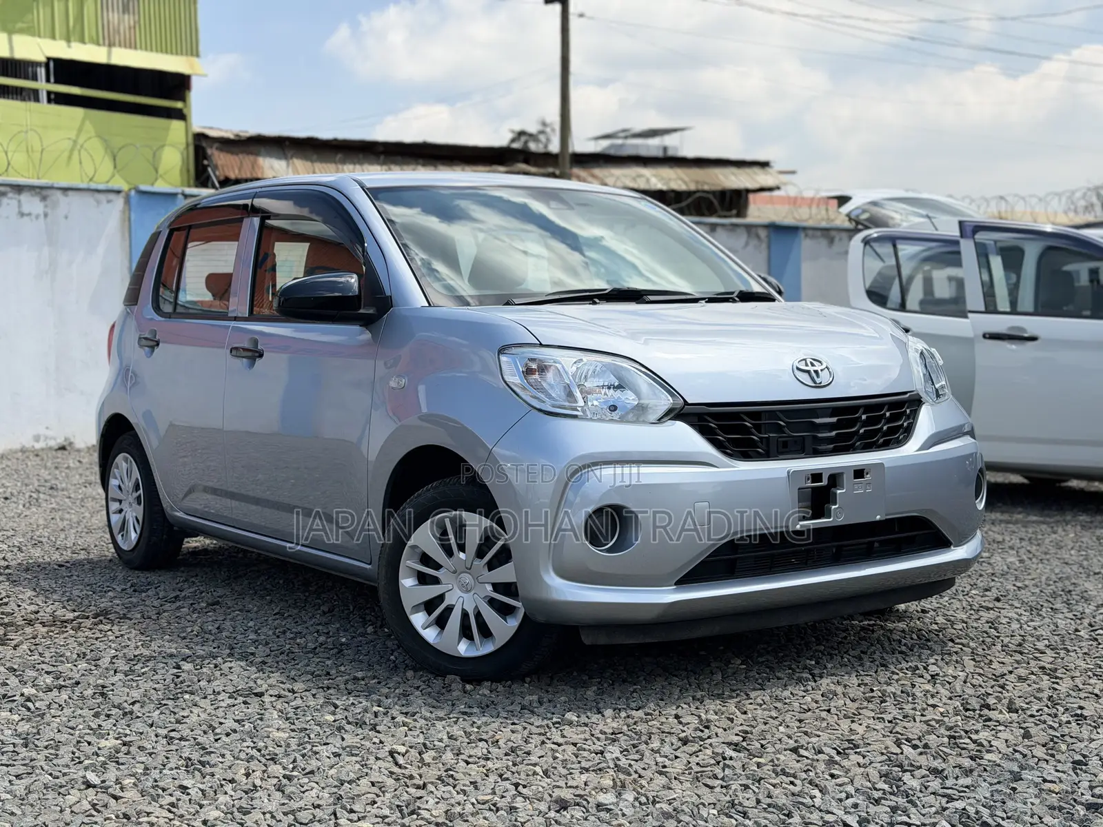 Toyota Passo 1.0 FWD 2018 Silver