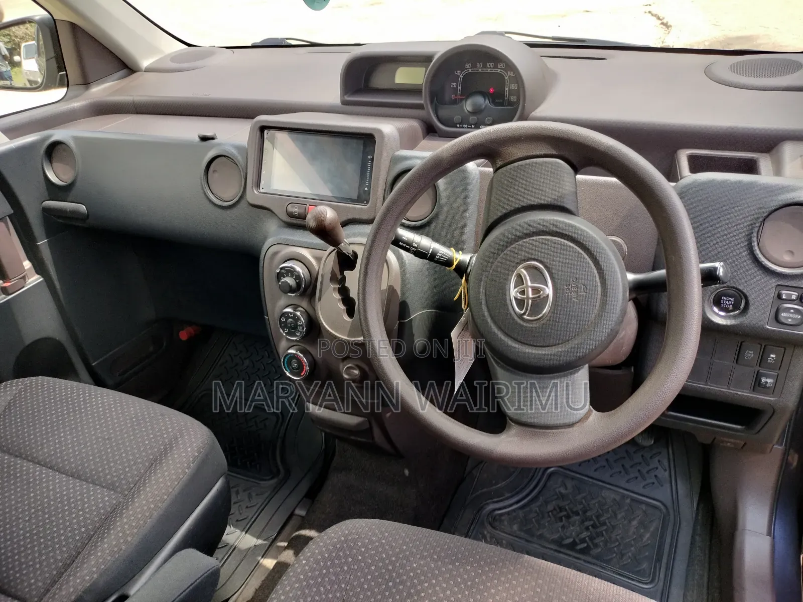 Toyota Spade 2013 Blue