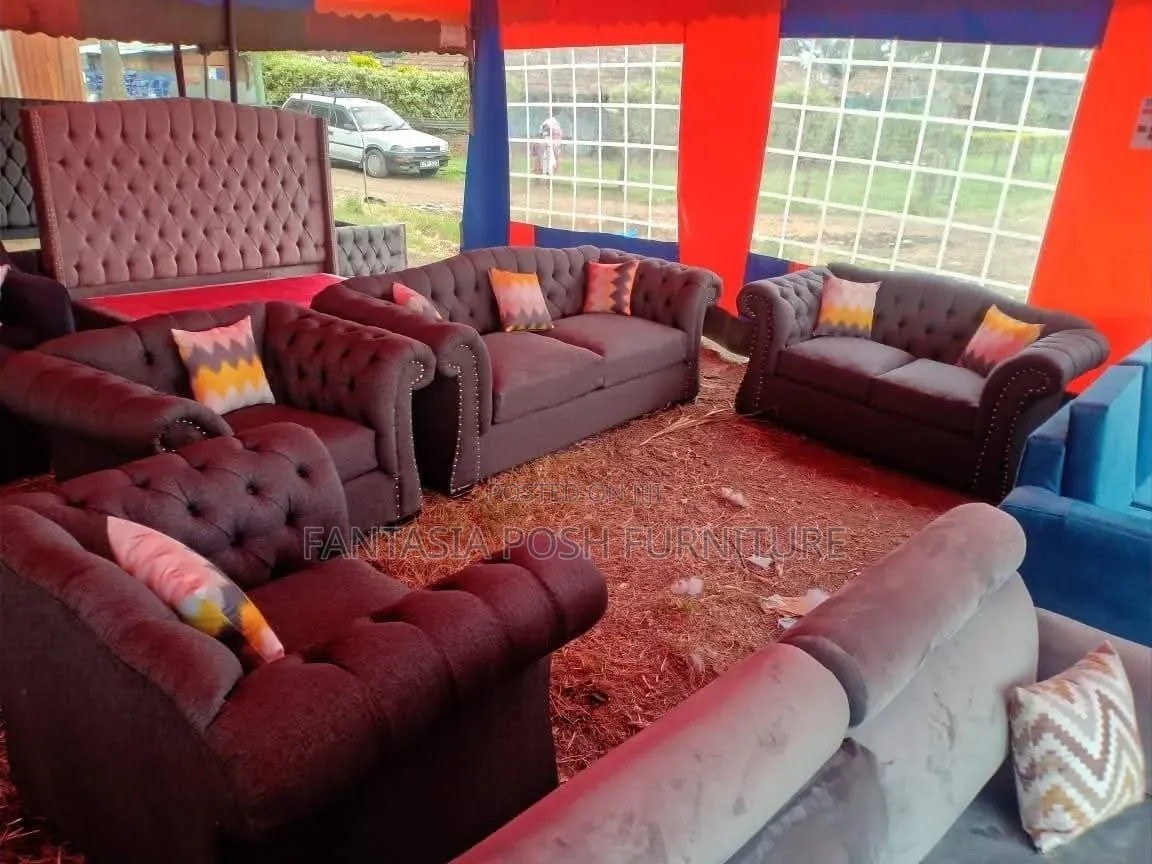 Black Chesterfield Set of 3+2 Seater Sofa
