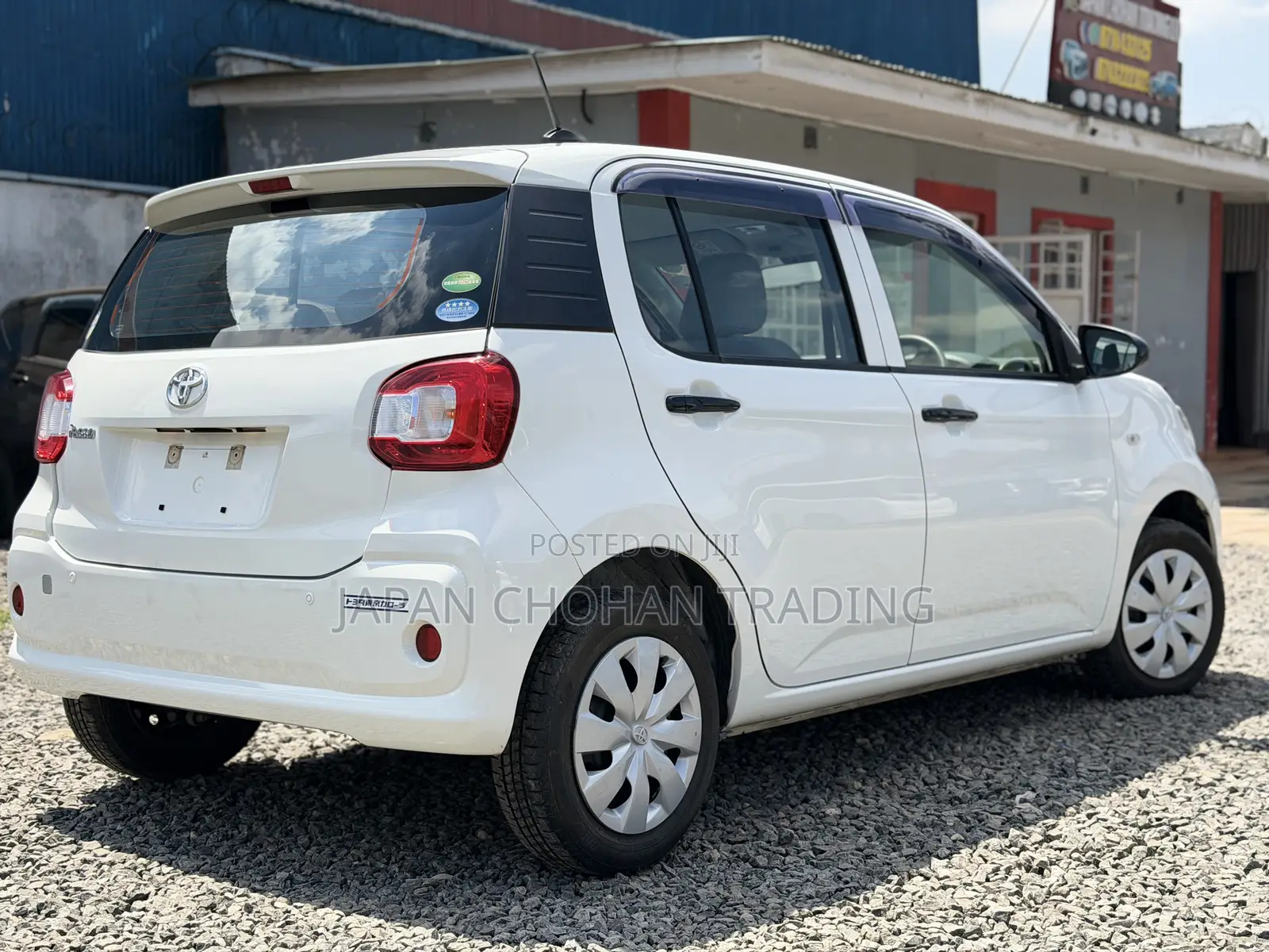 Toyota Passo 1.0 FWD 2018 White
