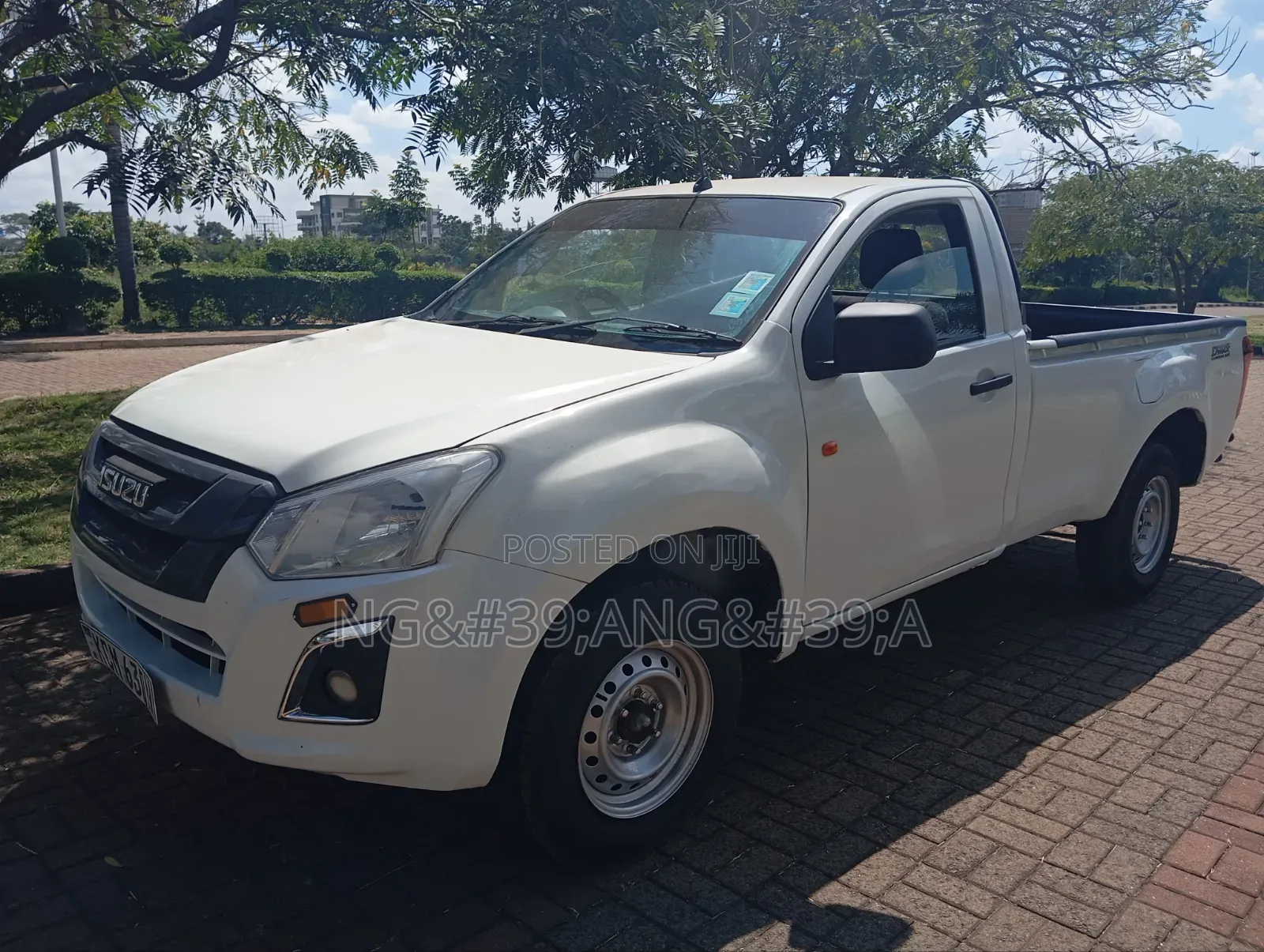 Isuzu D-MAX 2017 White
