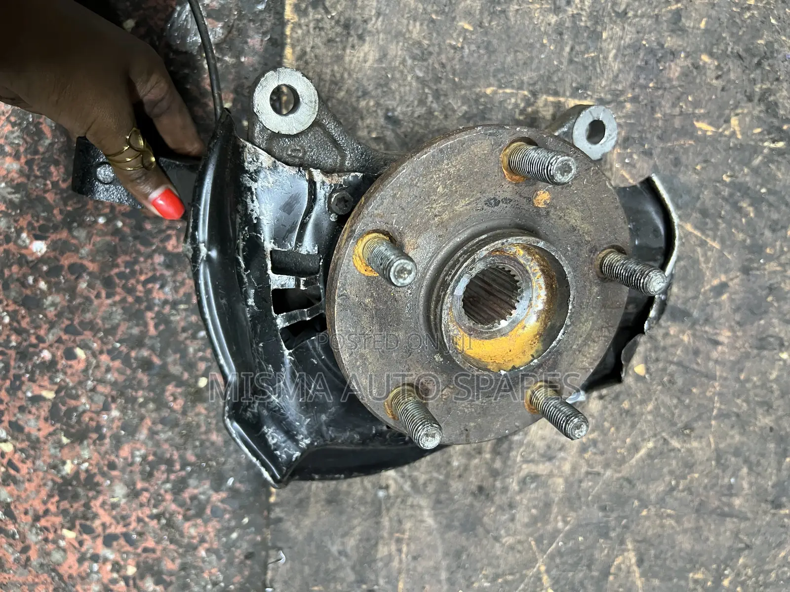 Front Hub for Noah Voxy