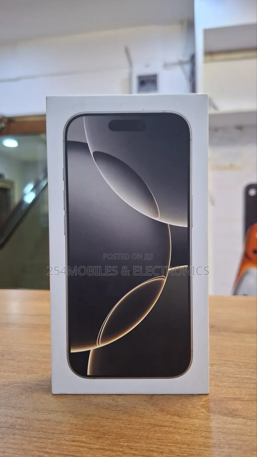 New Apple iPhone 16 Pro 128 GB Black
