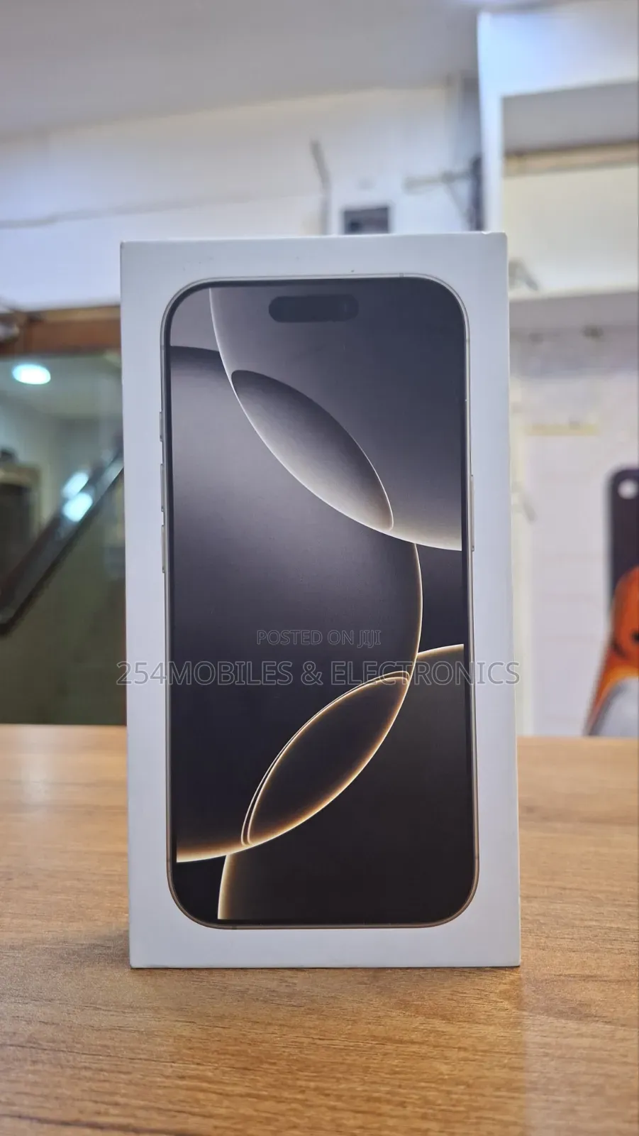 New Apple iPhone 16 Pro 128 GB Black