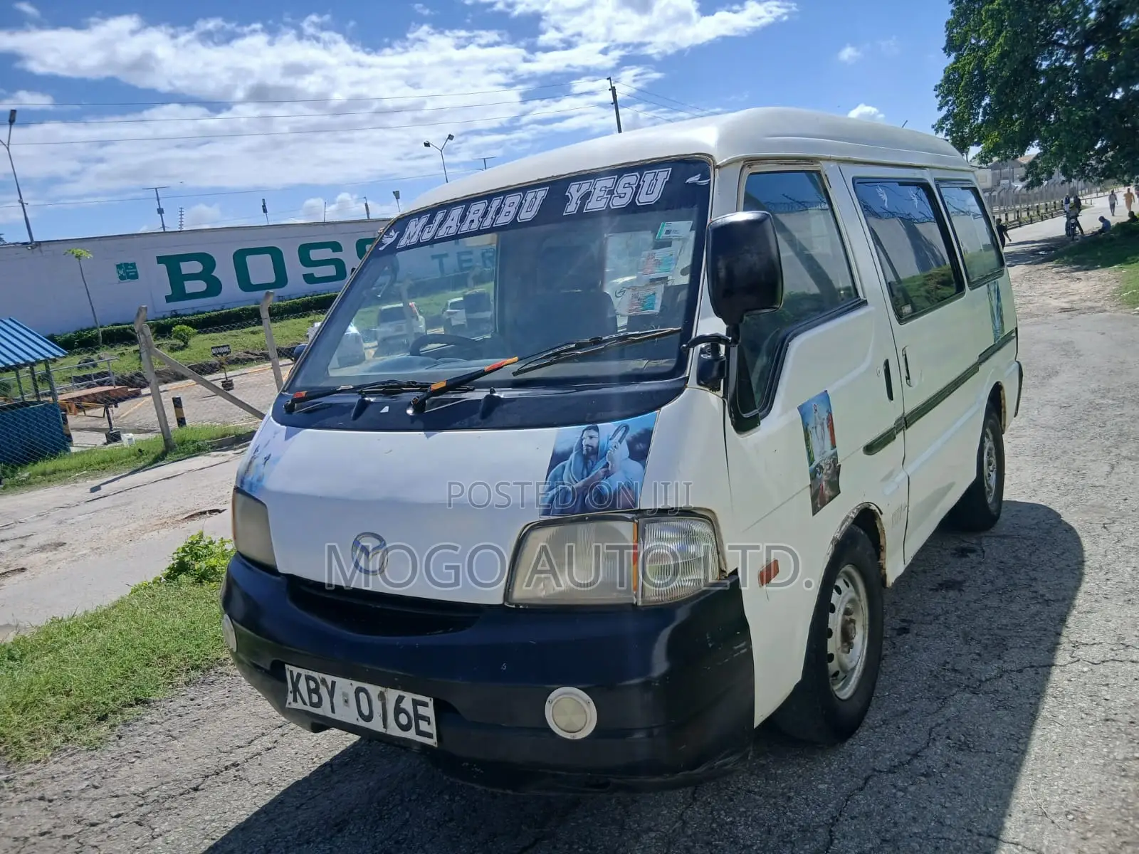 Mazda Bongo 2007 White