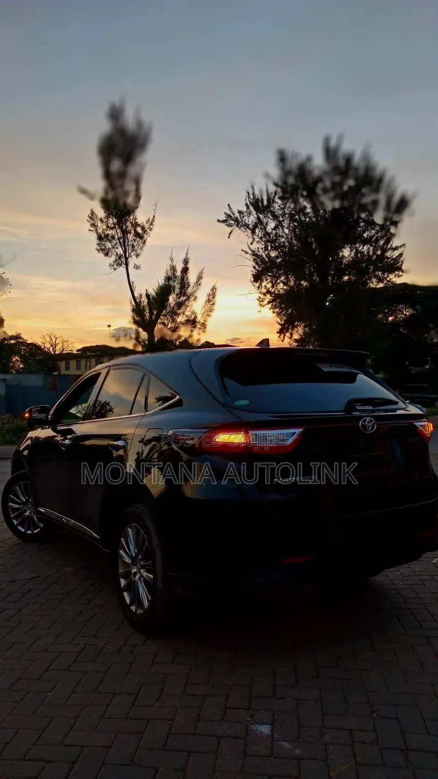 Toyota Harrier 2.0 2019 Black