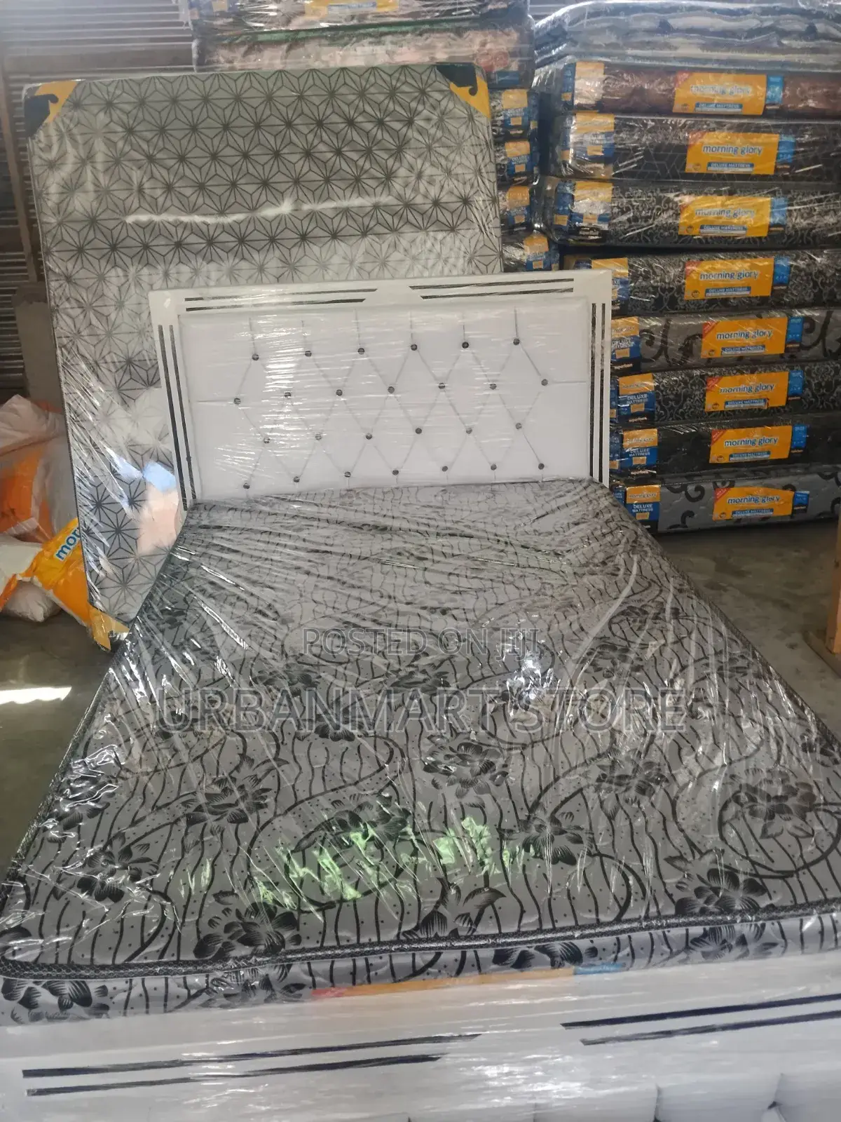 Relaxing Morning Glory Superfoam Mattress 4 by 6,10 Inches Quilted