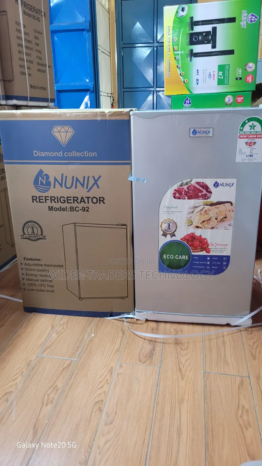 Nunix Bc-92 Single-Door Compact Refrigerator Silver