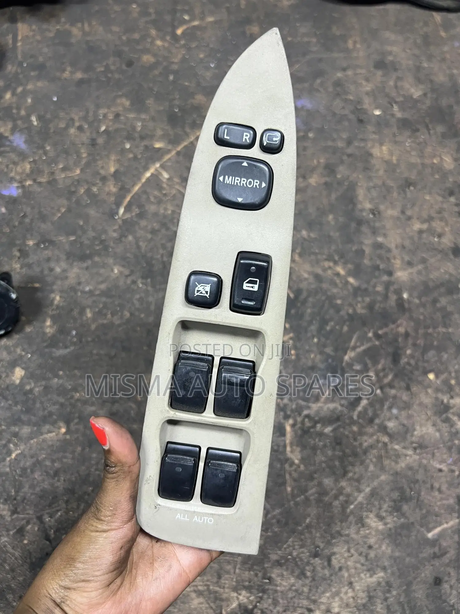 Door Main Switch Fir Fielder 2005 Model