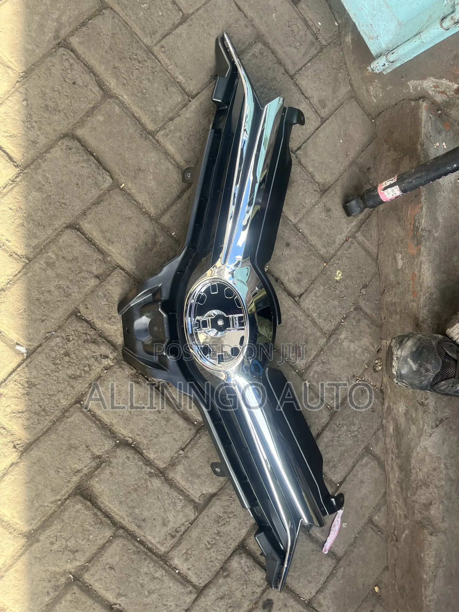 Toyota Auris 2017 Grill