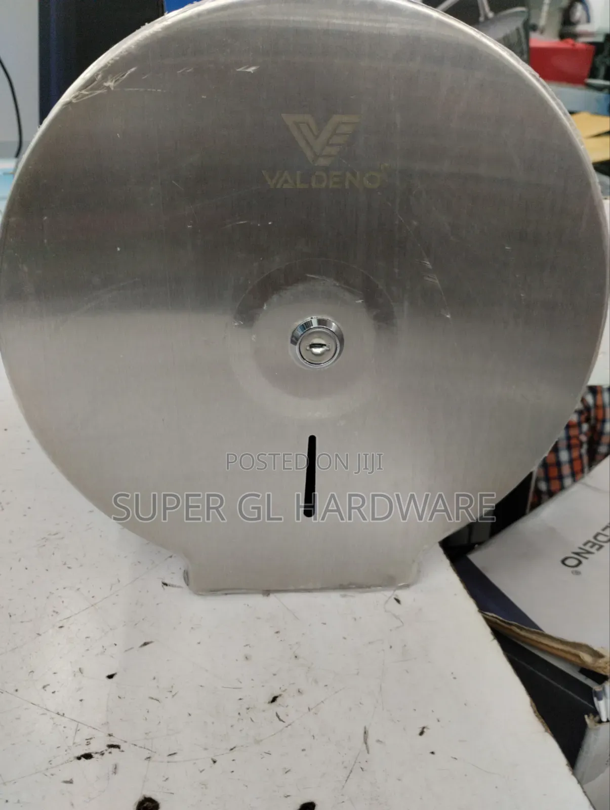 Valdeno Tissue Dispenser