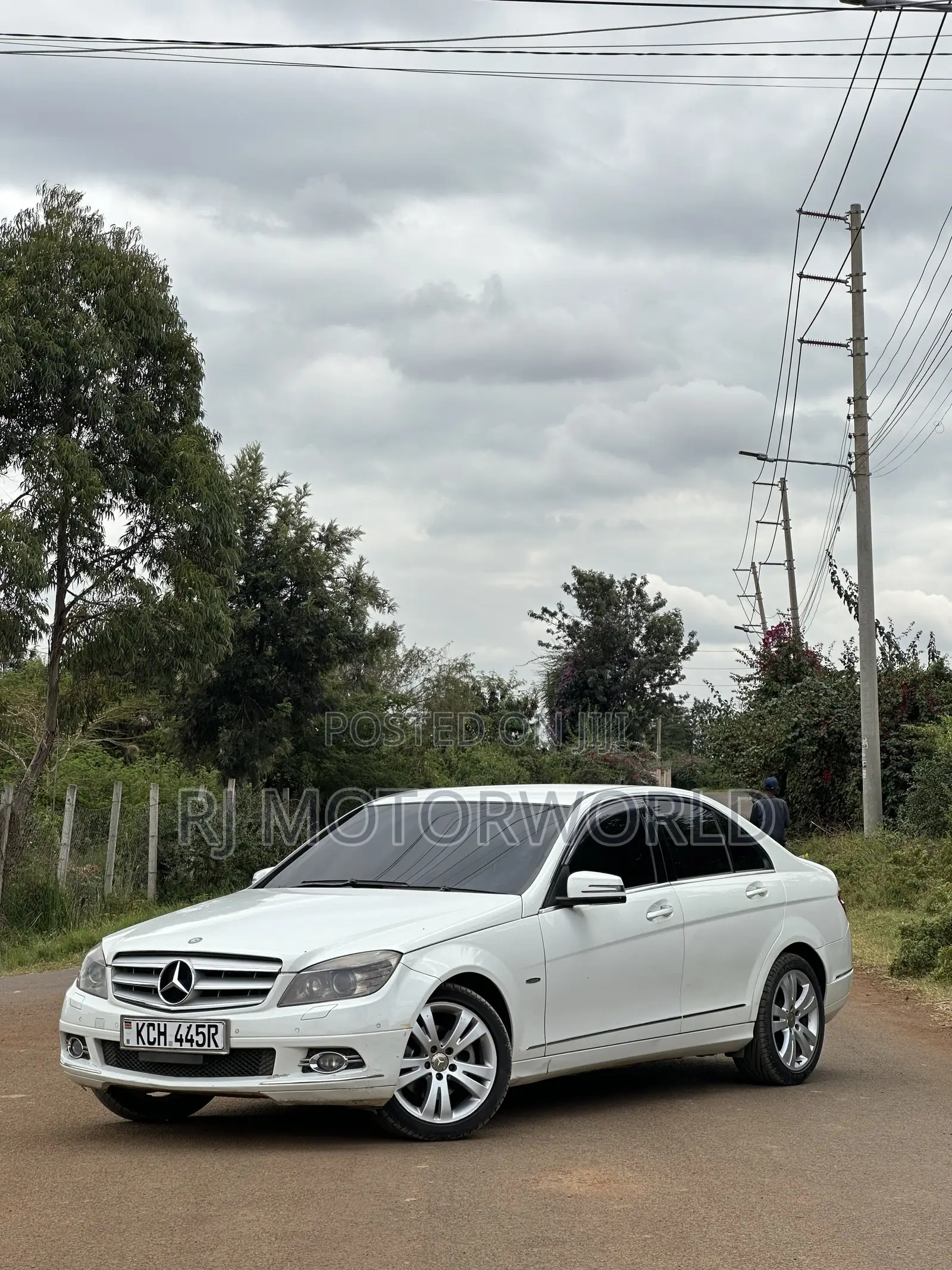 Mercedes-Benz C180 2009 Pearl