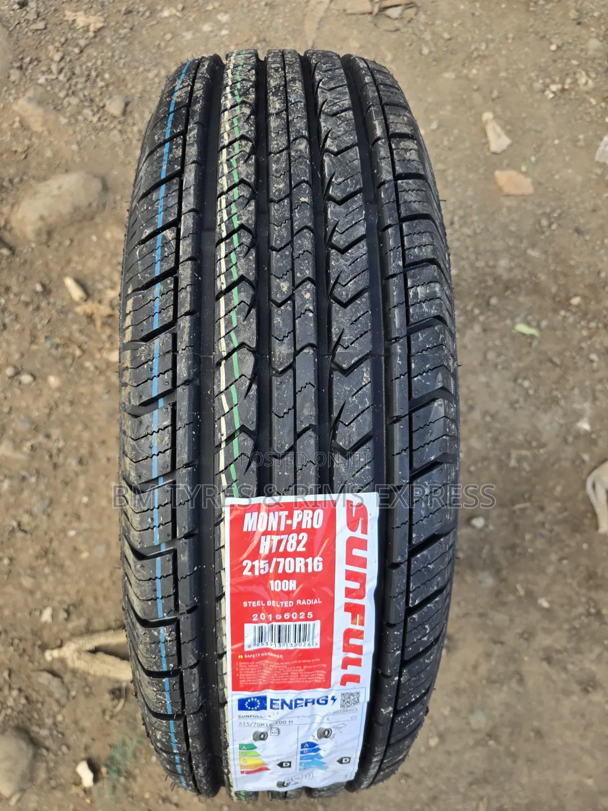 215 /70 R16 Sunfull Tires (Highway Terrein)