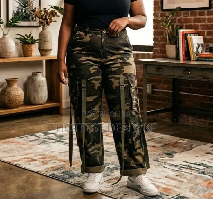 Camouflage Cargo Pants/Combat Trousers