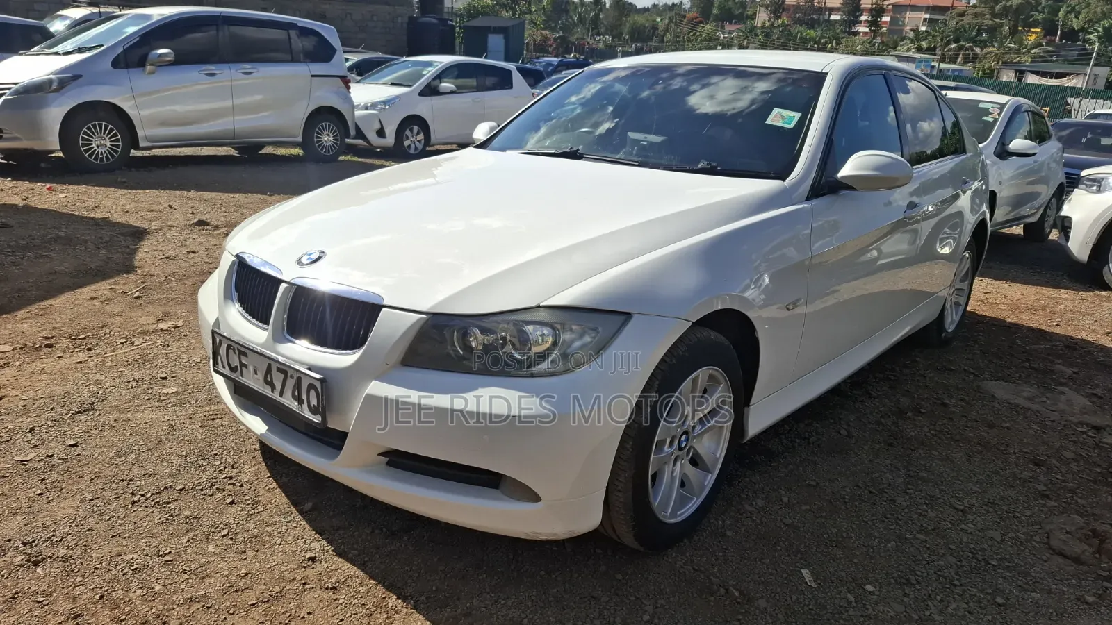 BMW 320i 2009 White