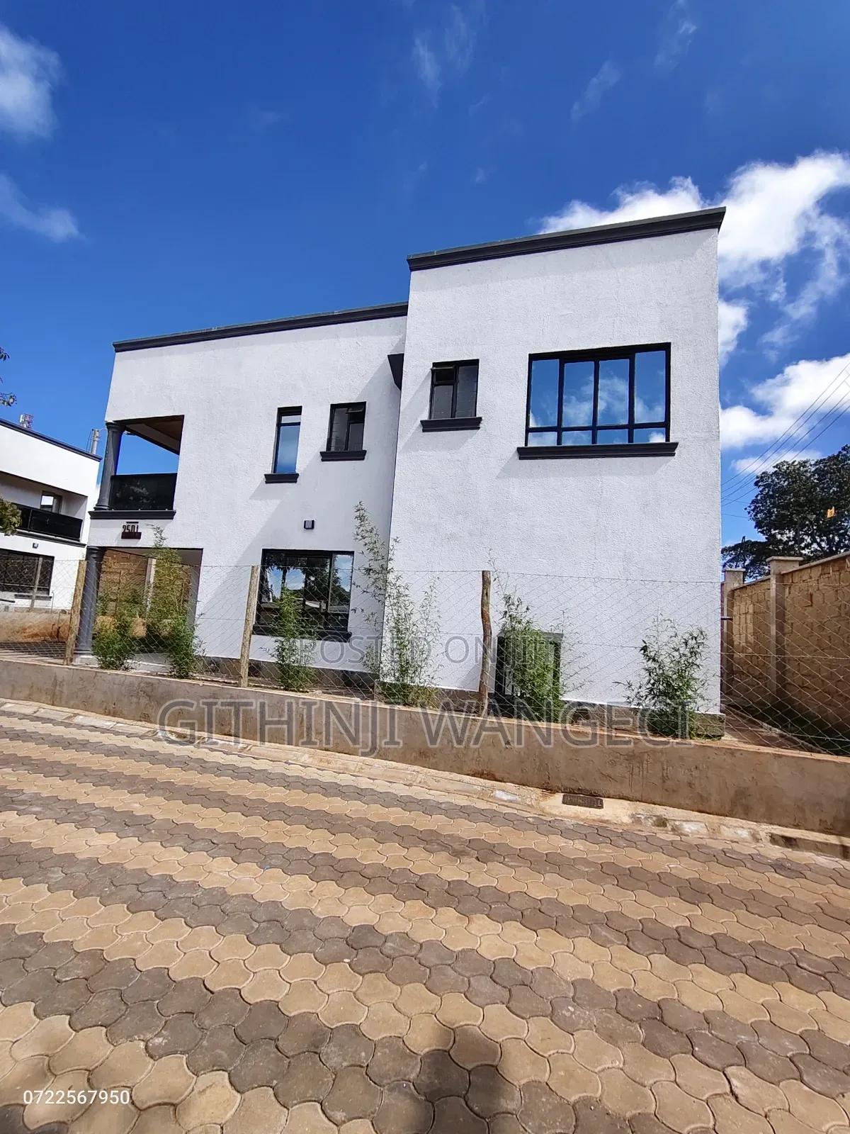 4bdrm Mansion in Kibiko, Kibiku for sale