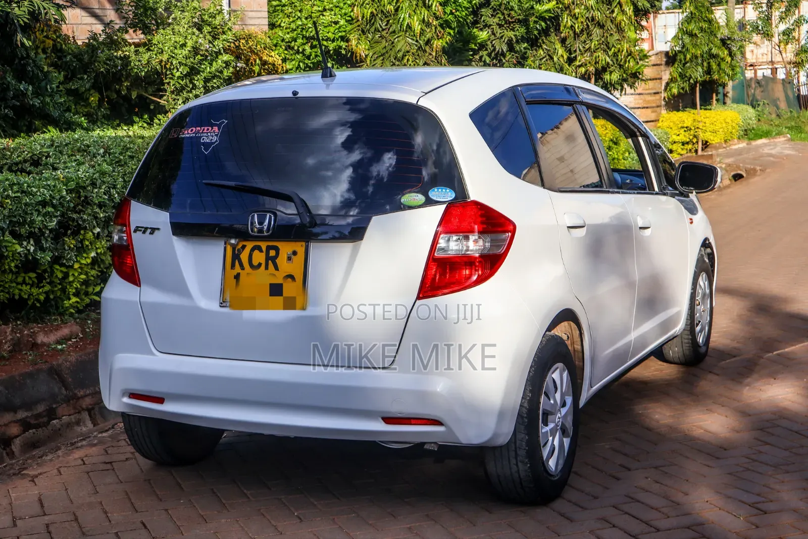 Honda Fit Automatic 2011 White