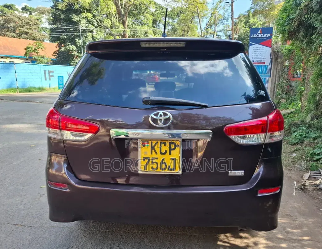 Toyota Wish 2010 Maroon