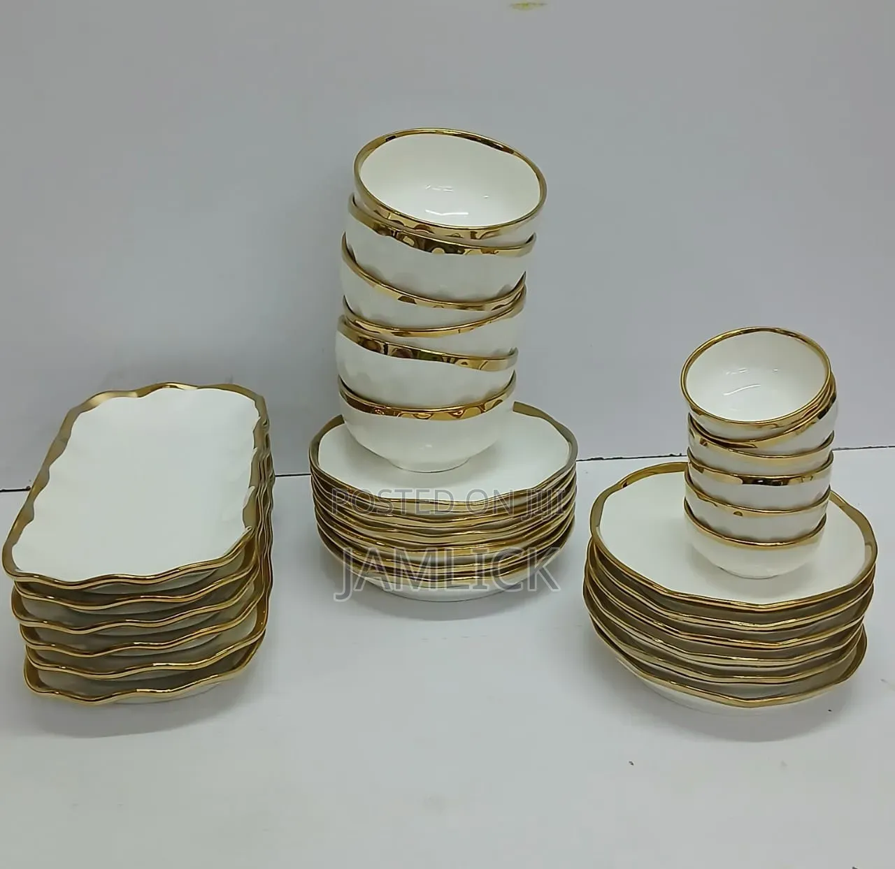 30pcs High Quality Ceramic Dinner Set – White Gold - Bz