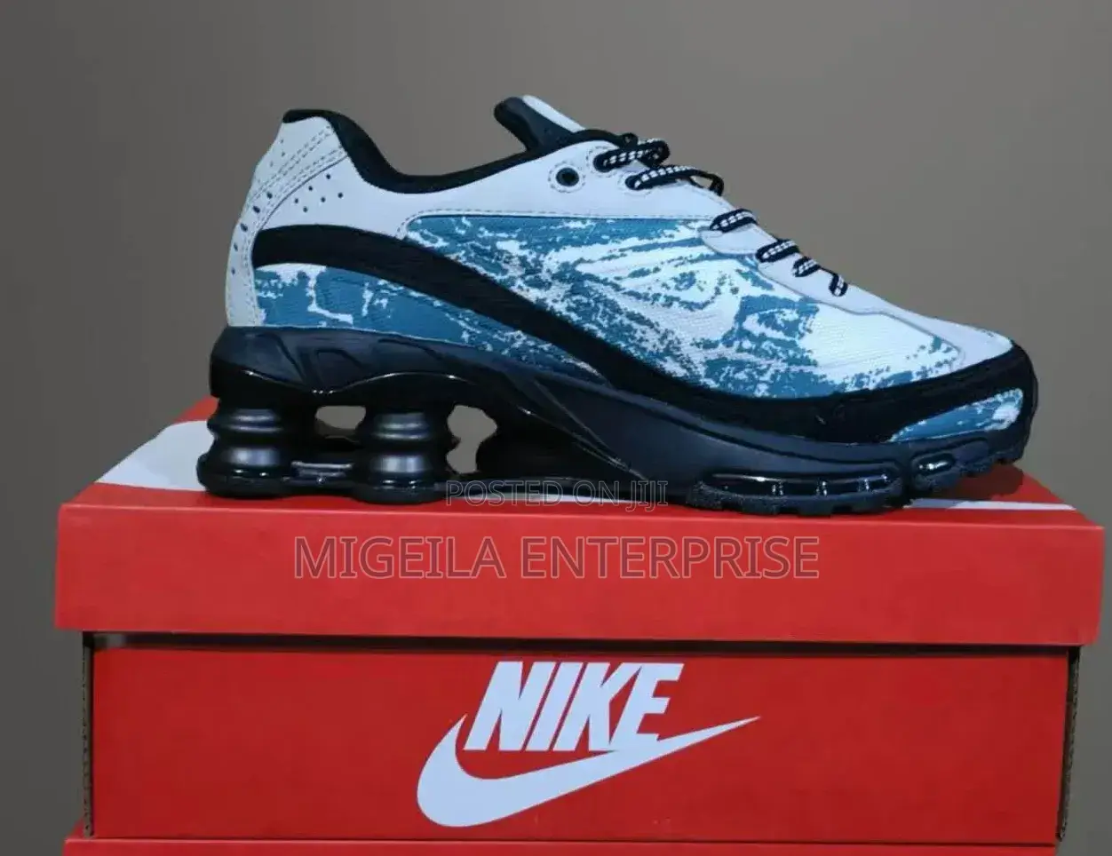 Nike Shox Shoes