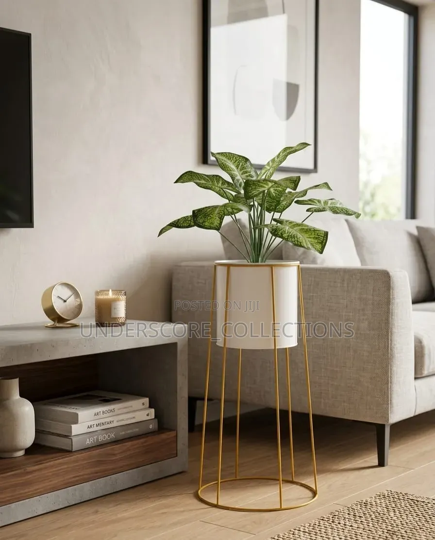 *Modern Iron Art Flower Pot*