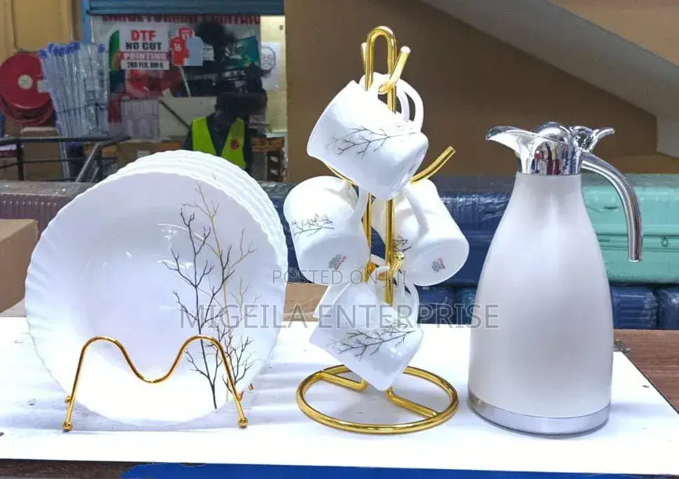 Signature Breakfast Set 13pcs