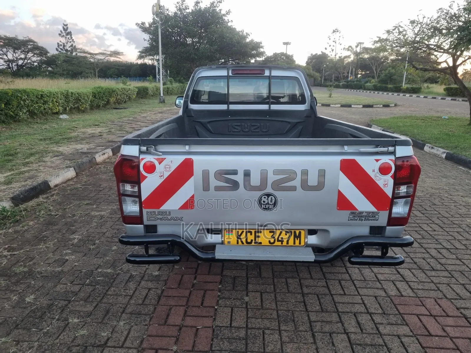 Isuzu D-MAX 2015 Silver