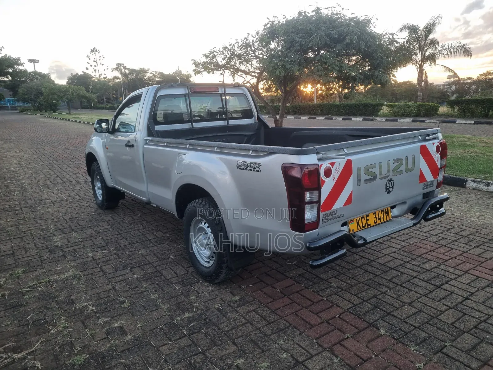 Isuzu D-MAX 2015 Silver
