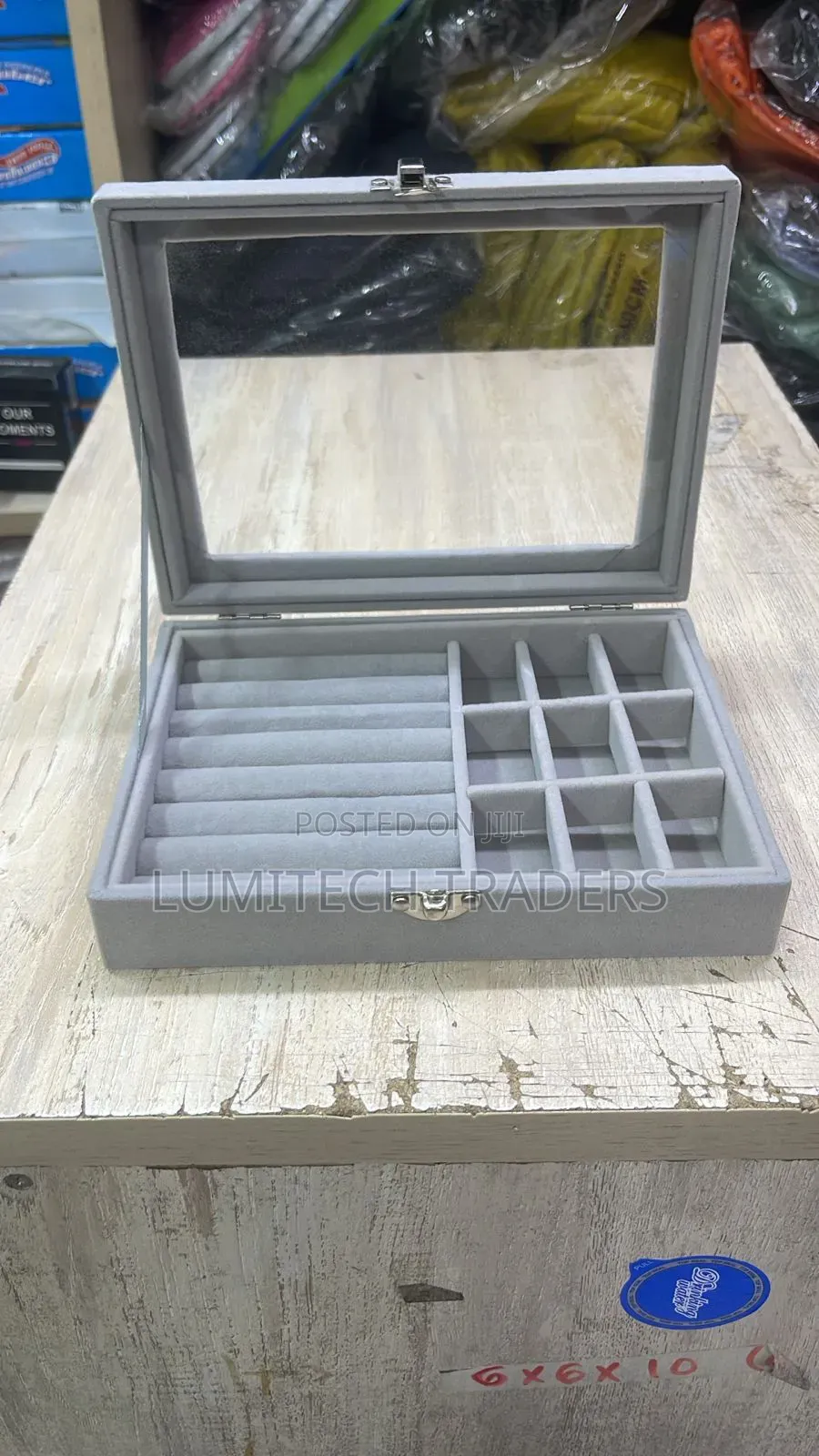 Grid Jewelry Storage Box Oragniser