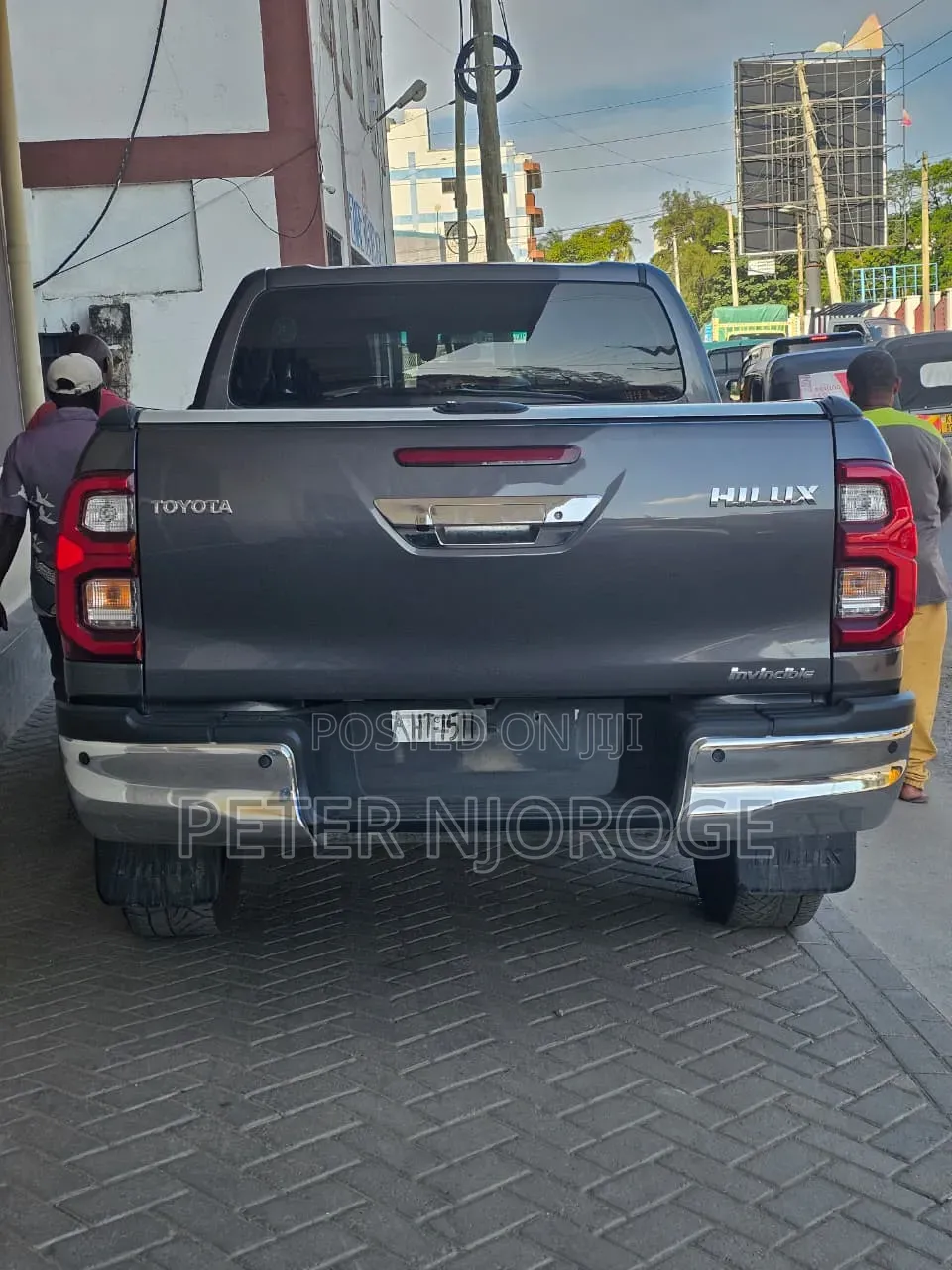 Toyota Hilux 2021 Black
