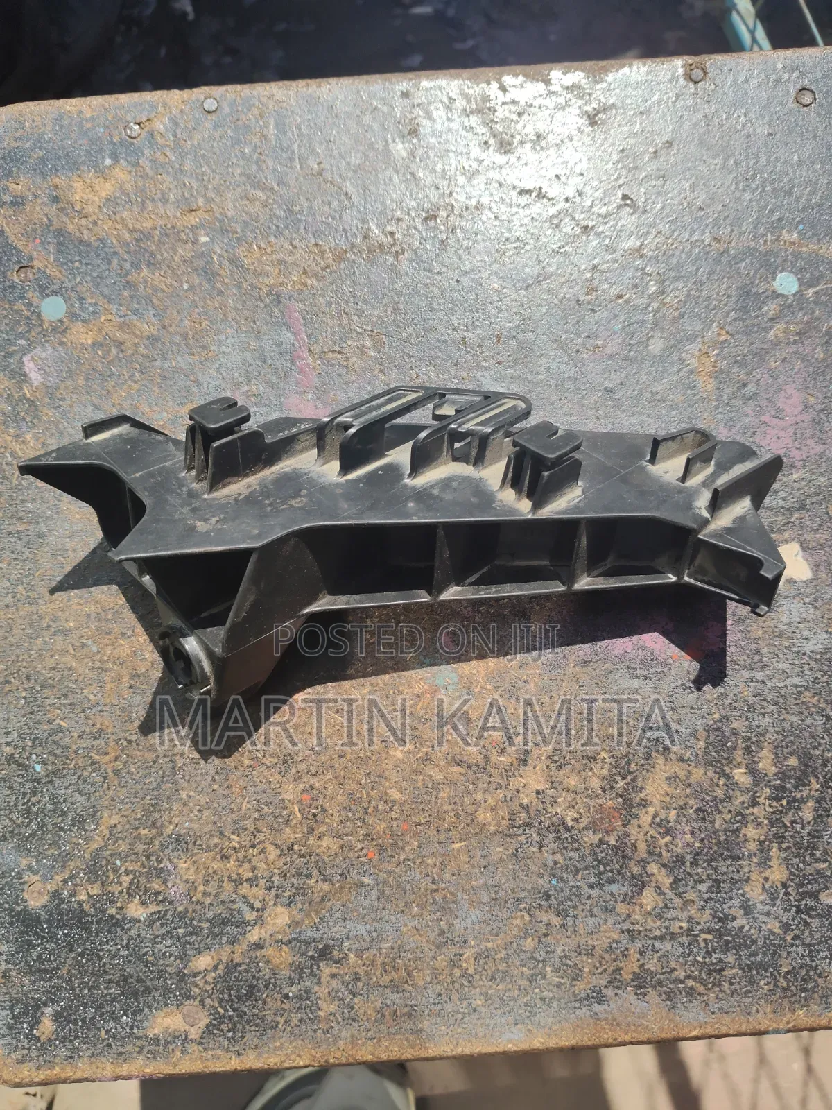 Harrier New Taillight Bracket