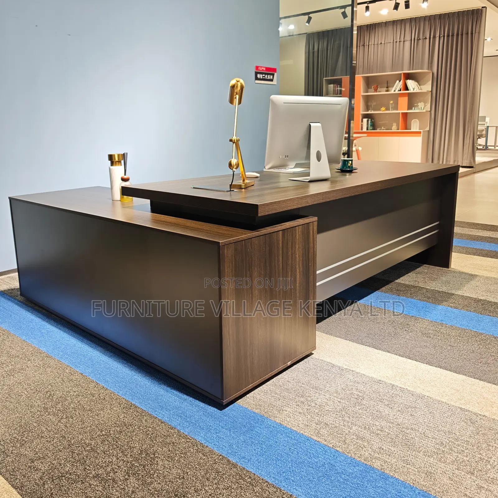 Manager's L-Shaped Office Desk