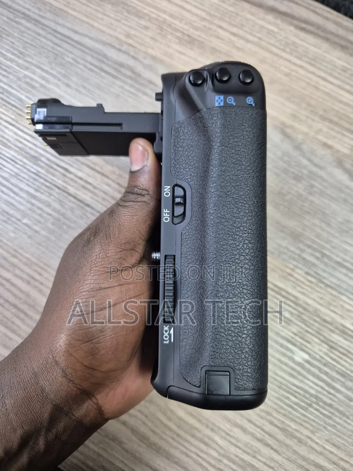 Battery Grip Bg-E14 for Eos 70d, 80d, and 90d