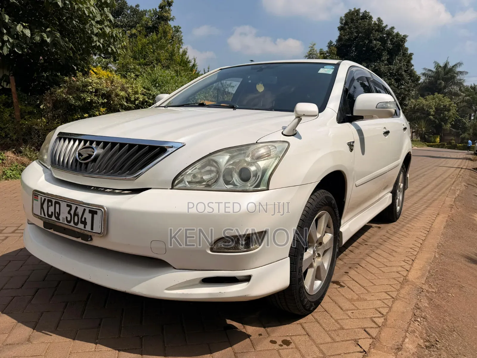 Toyota Harrier 2011 White