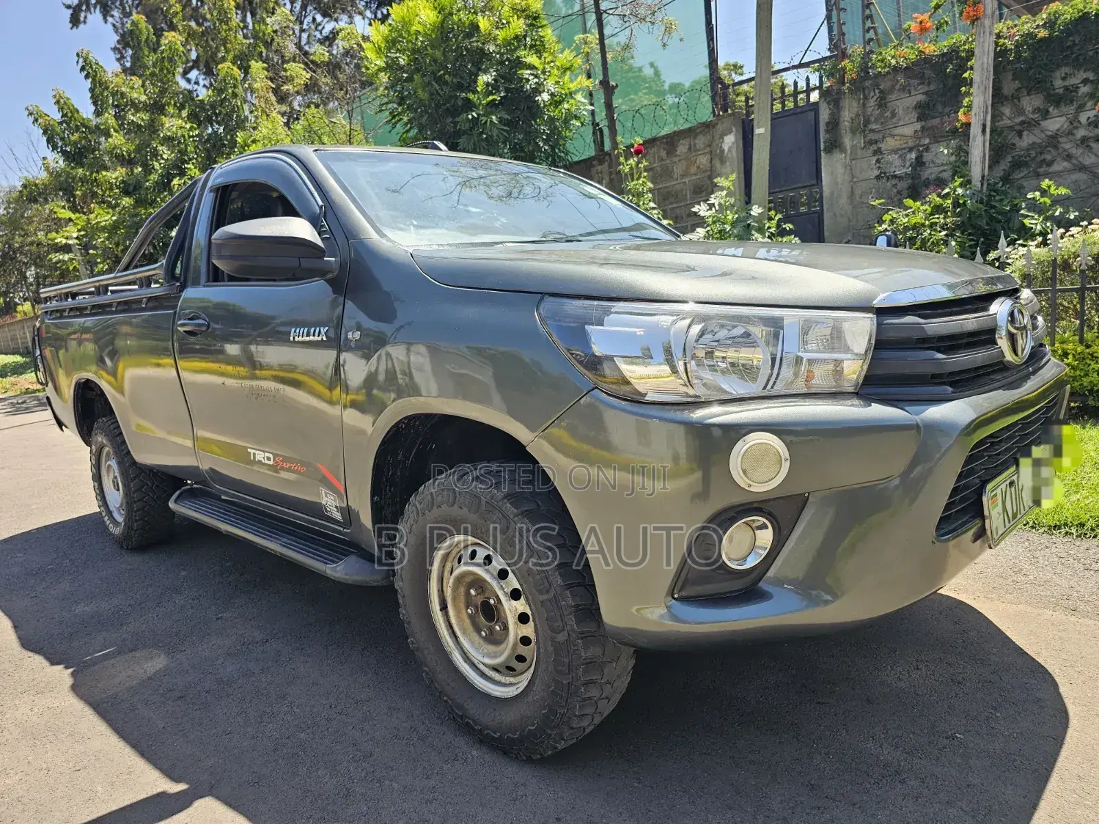 Toyota Hilux 2017 Gray