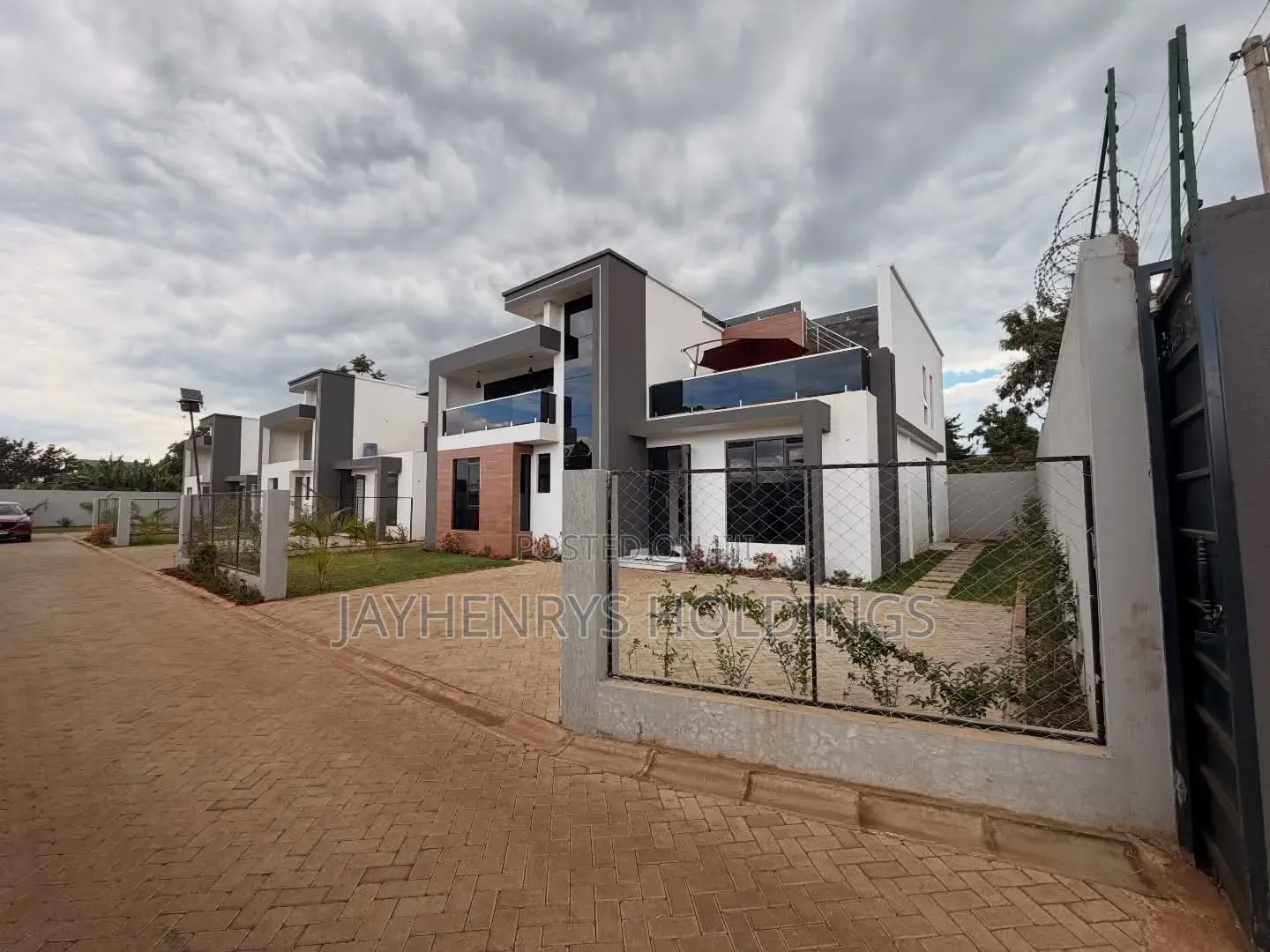 5bdrm House in Kwa Kairu for sale