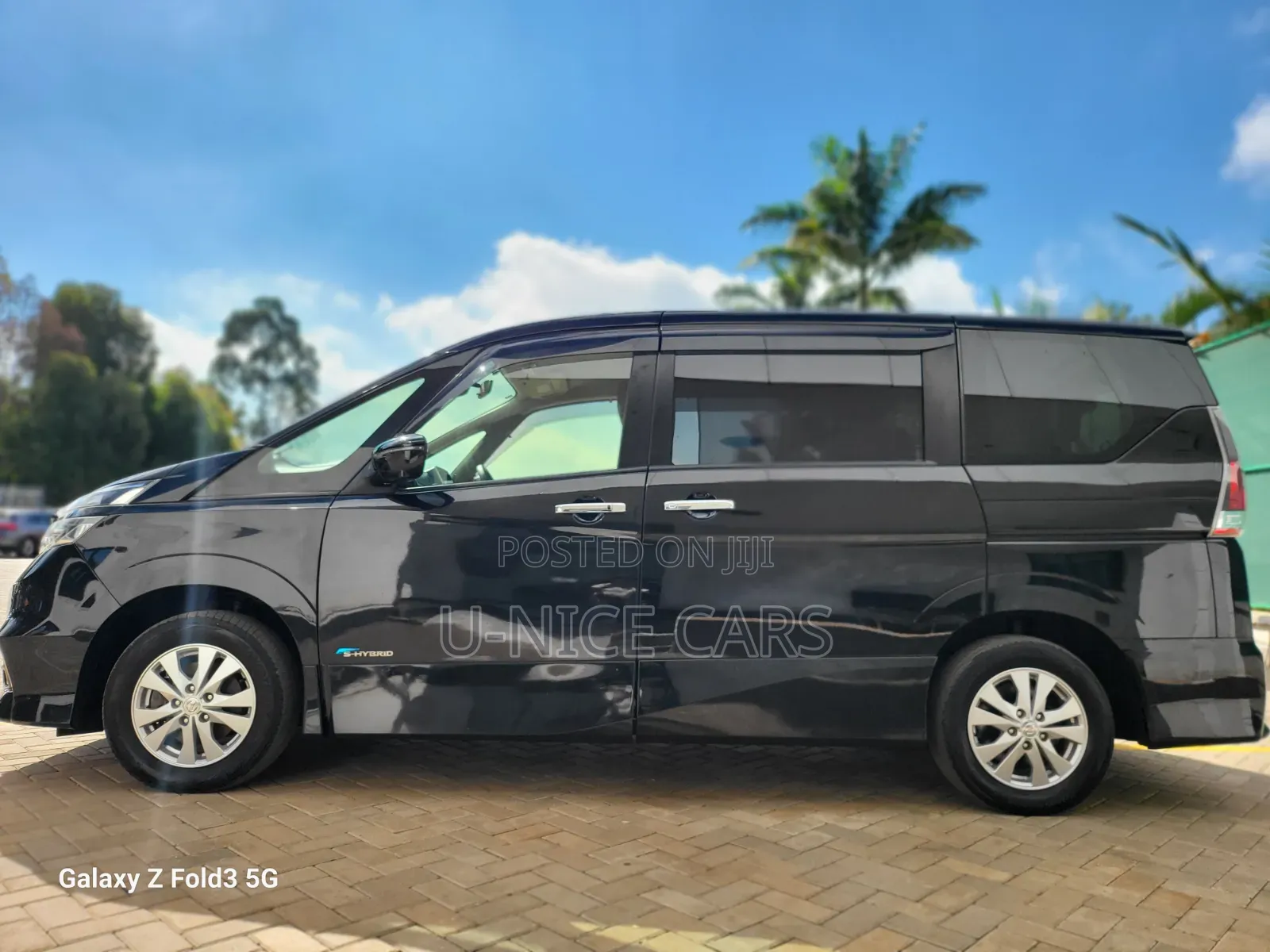 Nissan Serena 2018 Black