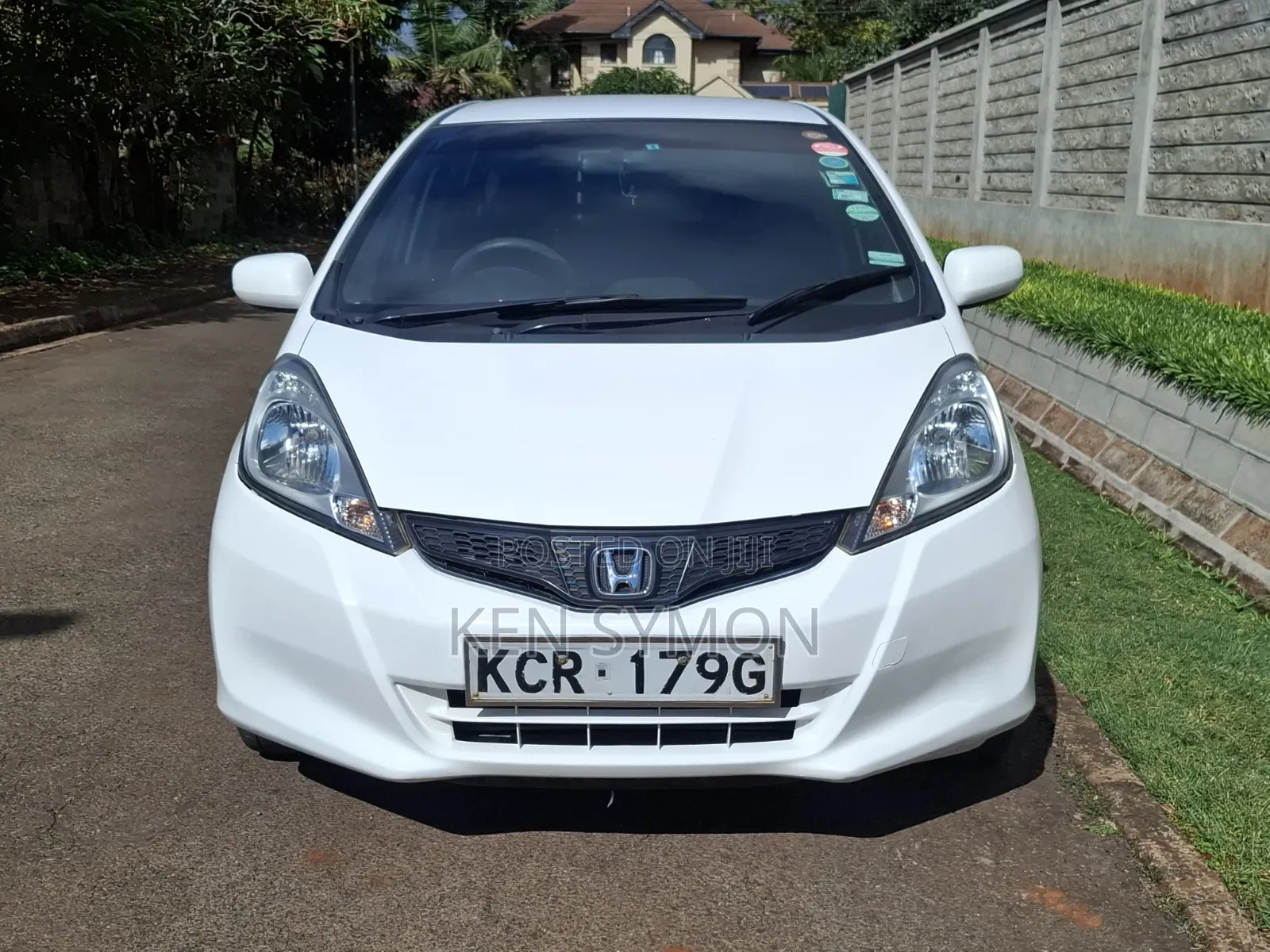 Honda Fit 2011 Pearl