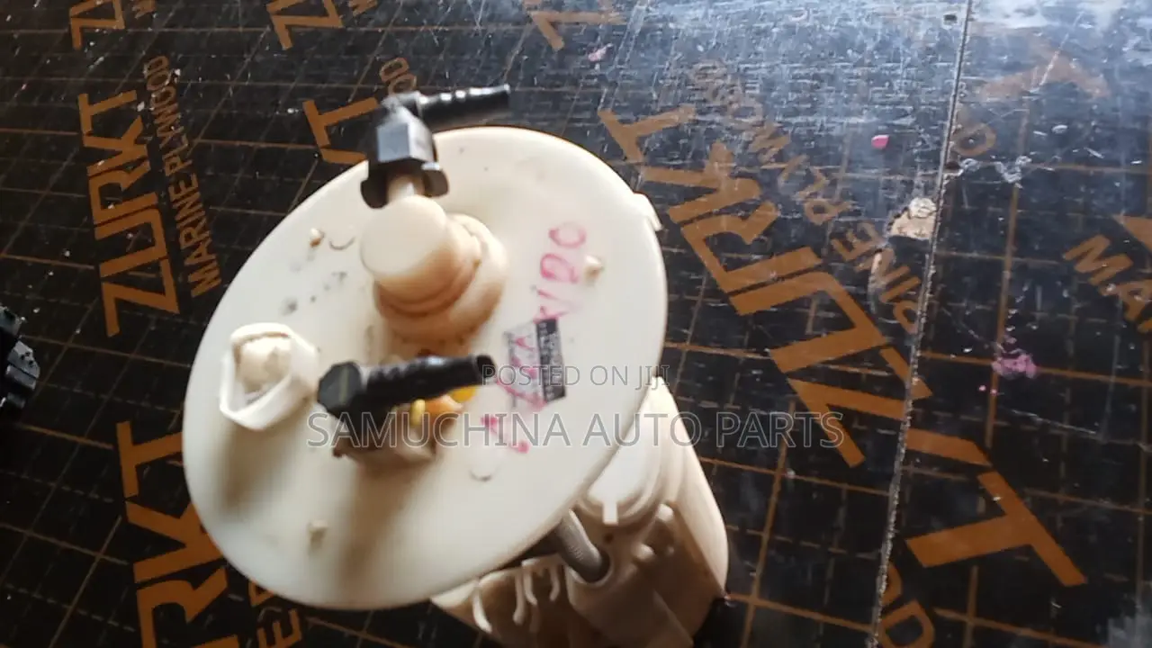 Fuel Pump Nissan Nv200 {With 2pipes}