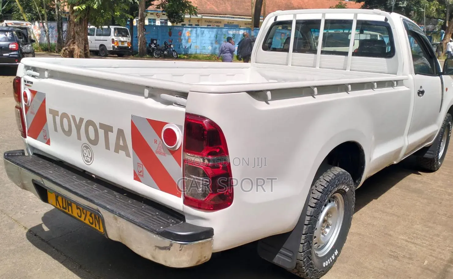 Toyota Hilux 2015 White