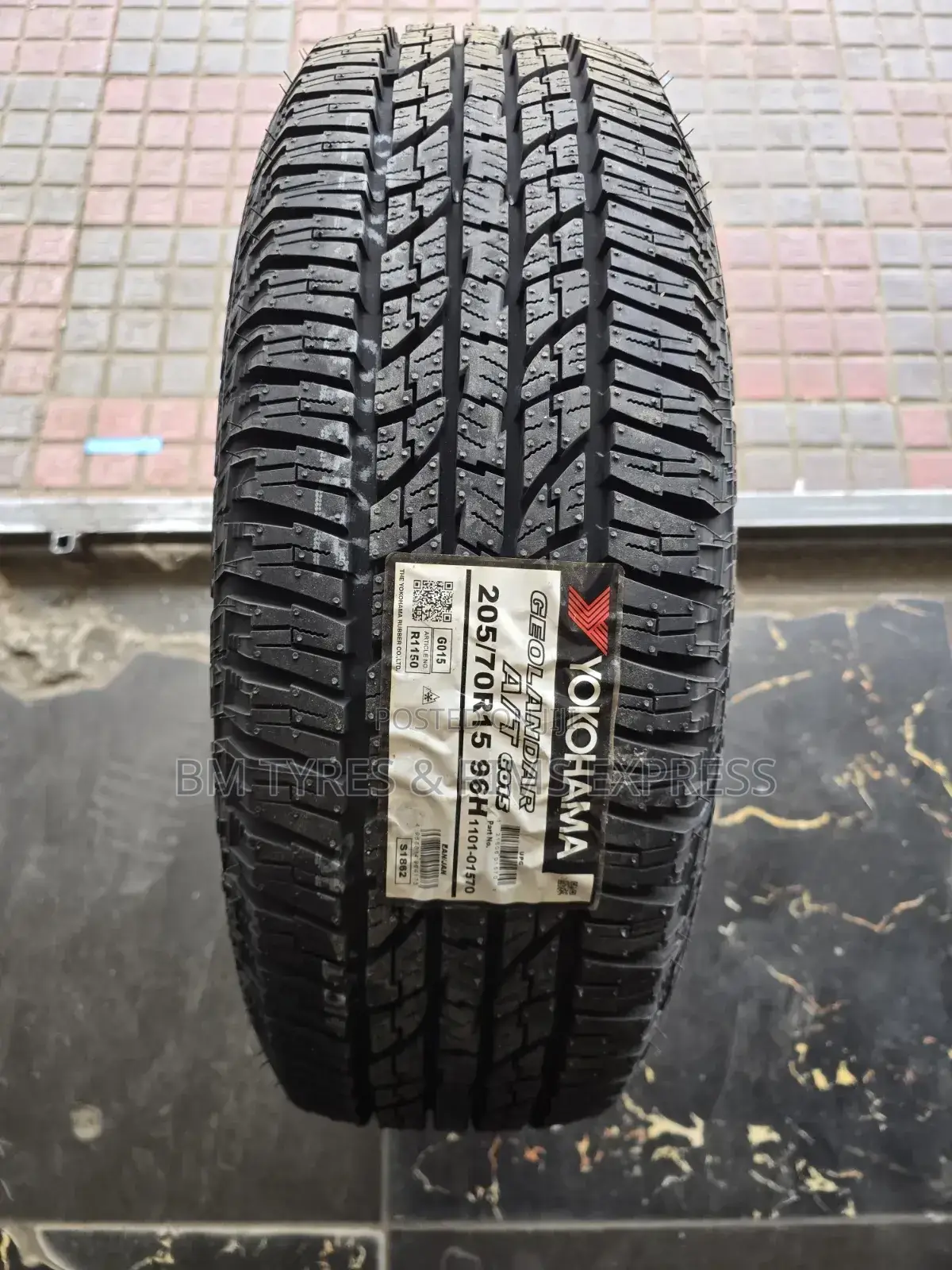 205 /70 R15 Yokohama Tires (All Terrein) Thailand