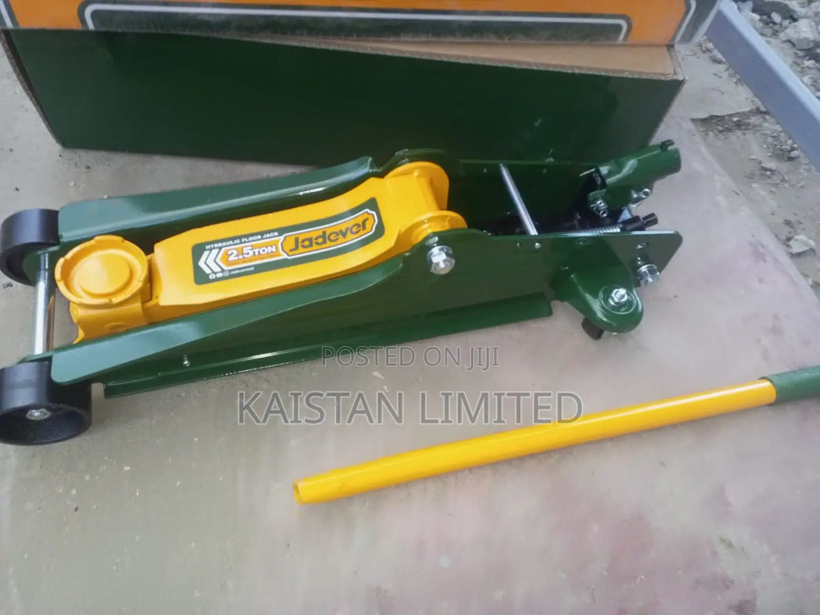 Affordable 2.5 Ton Hydraulic Floor Jack
